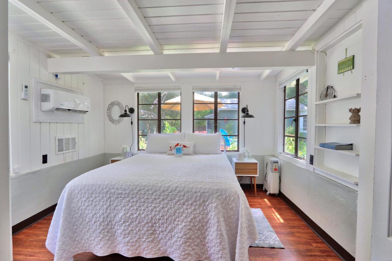 Creekside Cabins - The Getaway Villa Wimberley Exterior photo