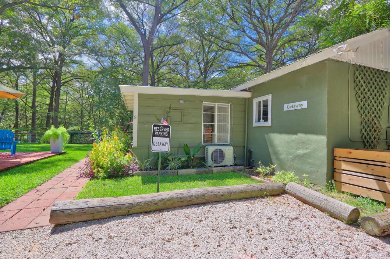 Creekside Cabins - The Getaway Villa Wimberley Exterior photo